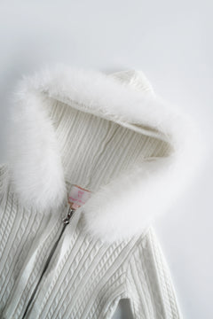 Fur trim Marshmallow cable knit cardigan in white by Angel Ruche, photo 4