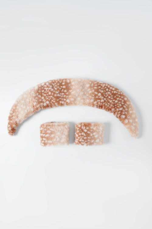 My True Form fawn fur collar and cuff set in light brown by Angel Ruche, photo 3