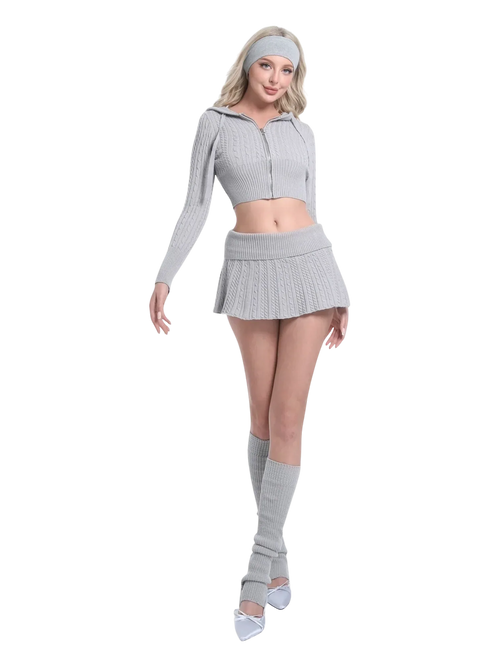 Knitted leg warmers in grey by Angel Ruche, photo 3